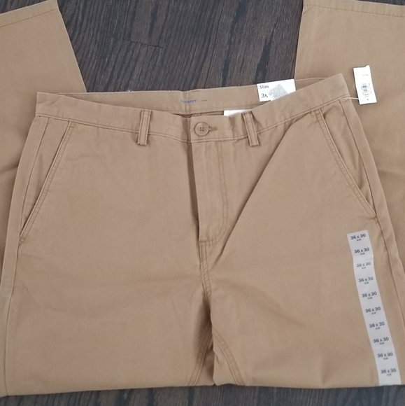 Old Navy Slim Uniform Non-Stretch Chino Pants - Picture 4 of 9